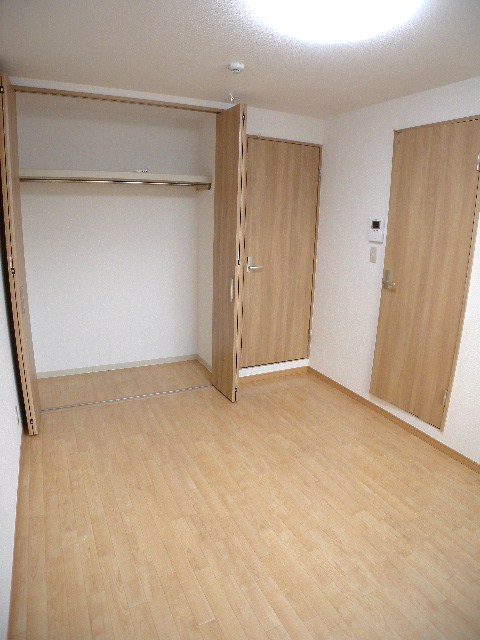 Living and room. Questions about property, Contact do not hesitate!