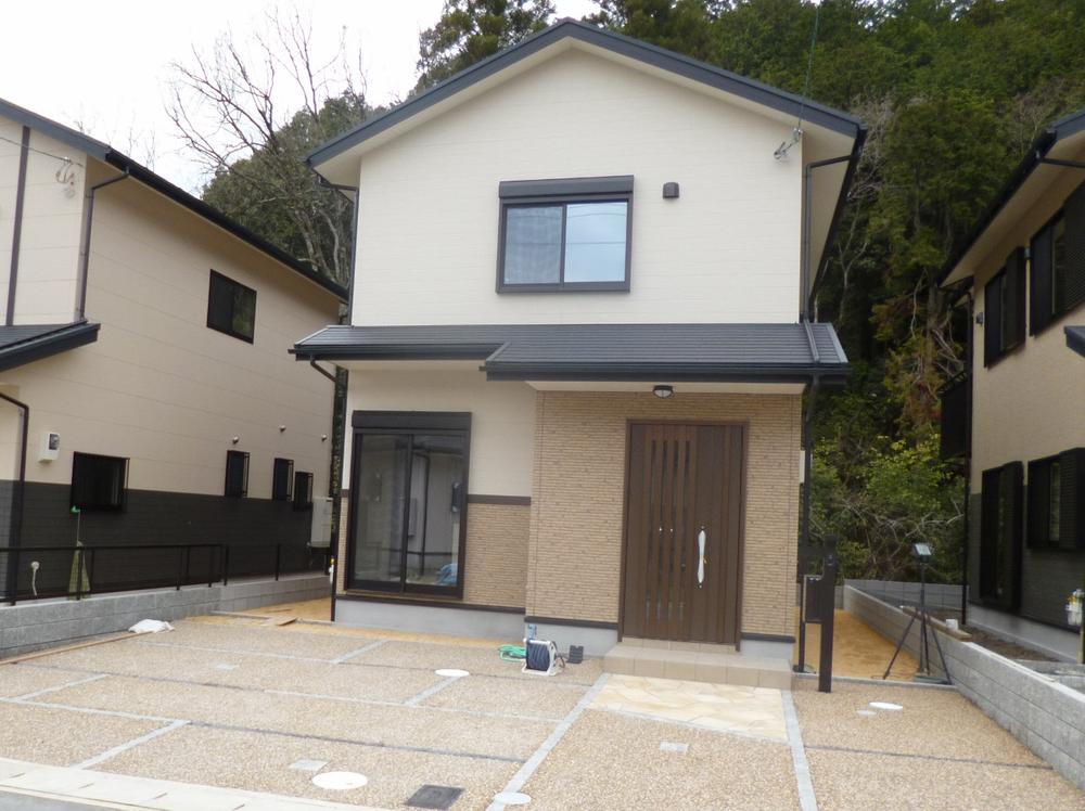 Local appearance photo. No. 18 place