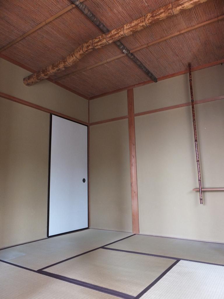 Non-living room. Indoor (April 2013) Shooting