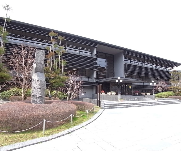University ・ Junior college. Kyoto Sangyo University (University of ・ 3096m up to junior college)