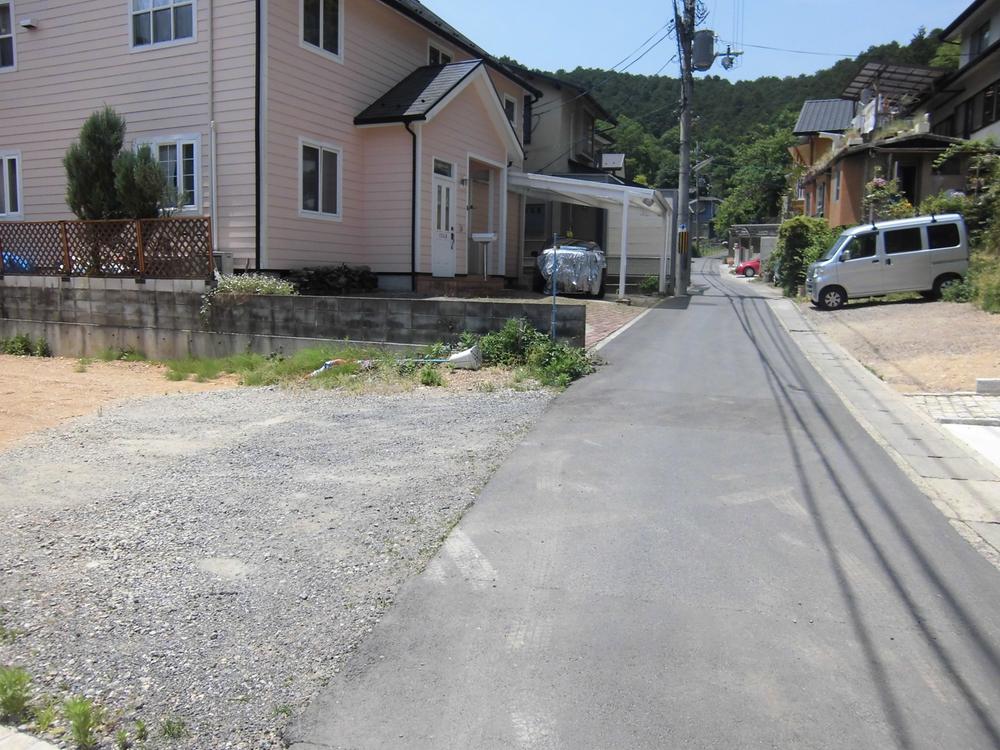 Local photos, including front road. No. 2 place Local (June 2013) Shooting