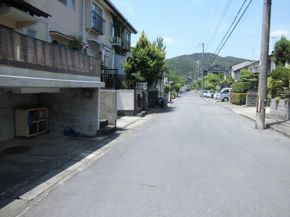 Local photos, including front road. Local (June 2013) Shooting