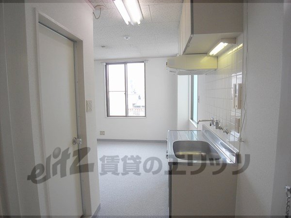 Other room space. Corridor
