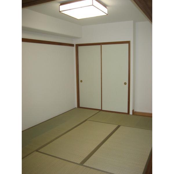 Down Nishinotoin through Shiokoji Shimogyo-ku Kyoto Kyoto Prefecture Minamifudodo cho