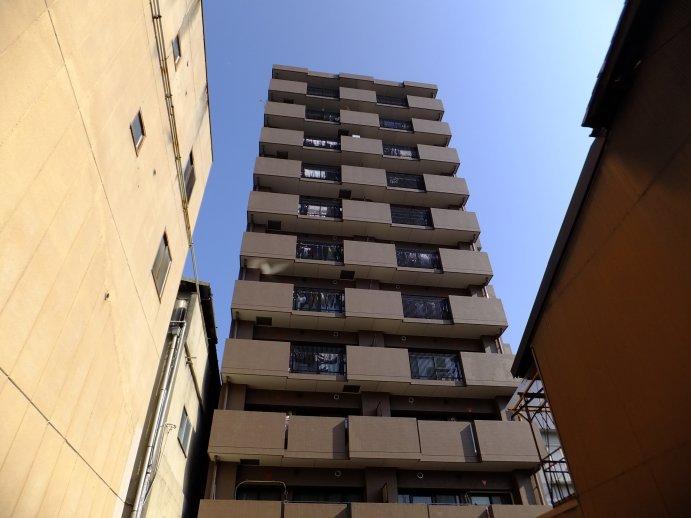 Local appearance photo. Local (12 May 2013) Shooting