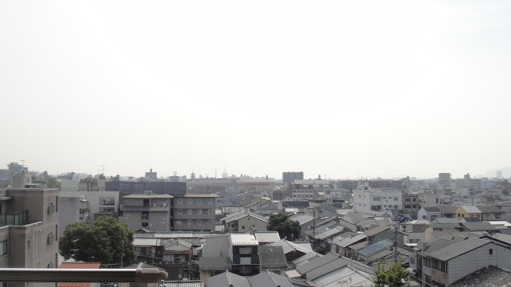 View photos from the dwelling unit. View from the site (November 2013) Shooting