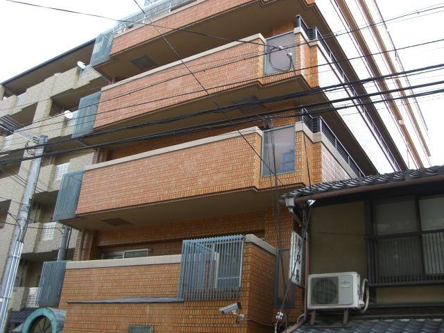 Local appearance photo. Local (2013) Shooting