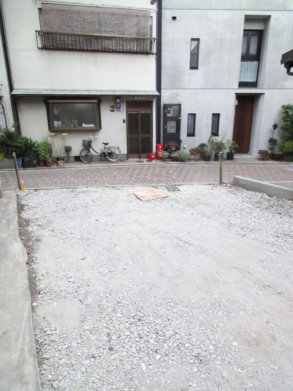 Local land photo. Local (12 May 2013) Shooting