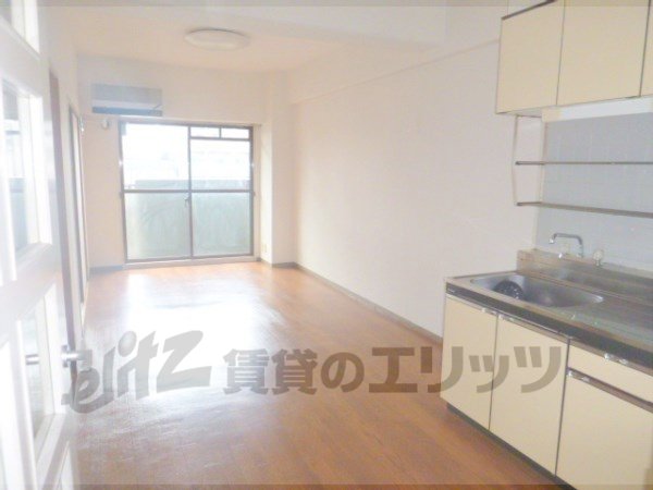 Living and room. Also high spacious living room ceiling