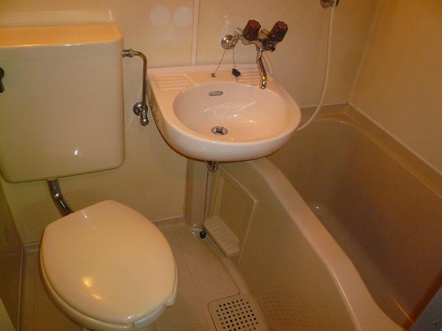Bath. unit bus