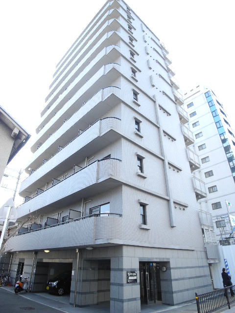 Building appearance. Respectable Tower apartment