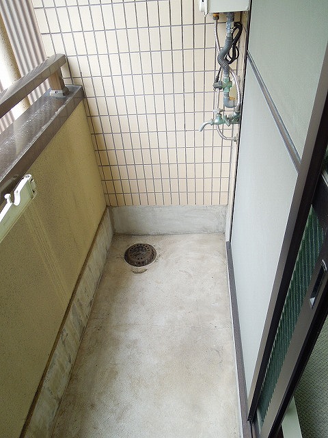 Balcony. ☆ Our "House Quest" HP if a large number of indoor photos and articles ☆