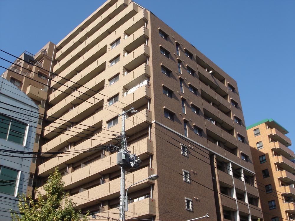 Local appearance photo. Local (10 May 2013) Shooting