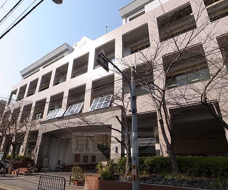Primary school. RakuHisashi up to elementary school (elementary school) 334m