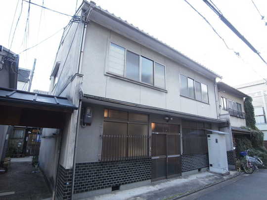 Local appearance photo