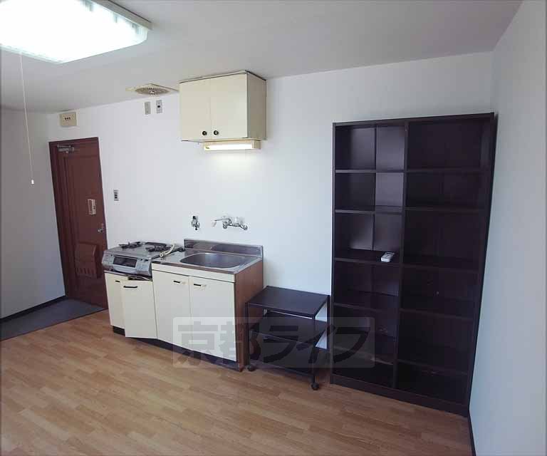 Other Equipment. Shelf, etc. is leaving product. You can also use as it is.