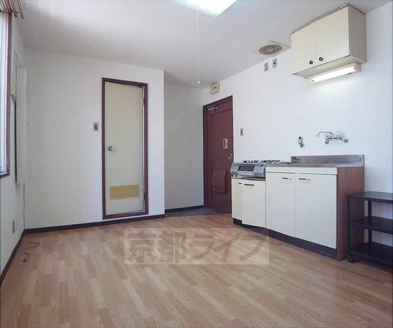 Living and room. It is the studio of the room. The layout is leave.