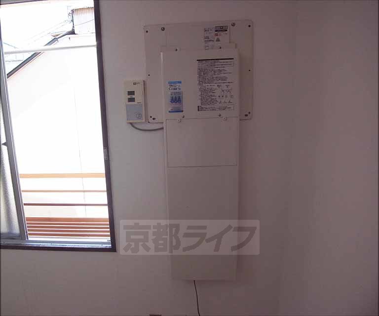 Other Equipment. You can temperature control of hot water.