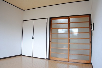 Living and room. ※ It is a photograph of another room of the same apartment.