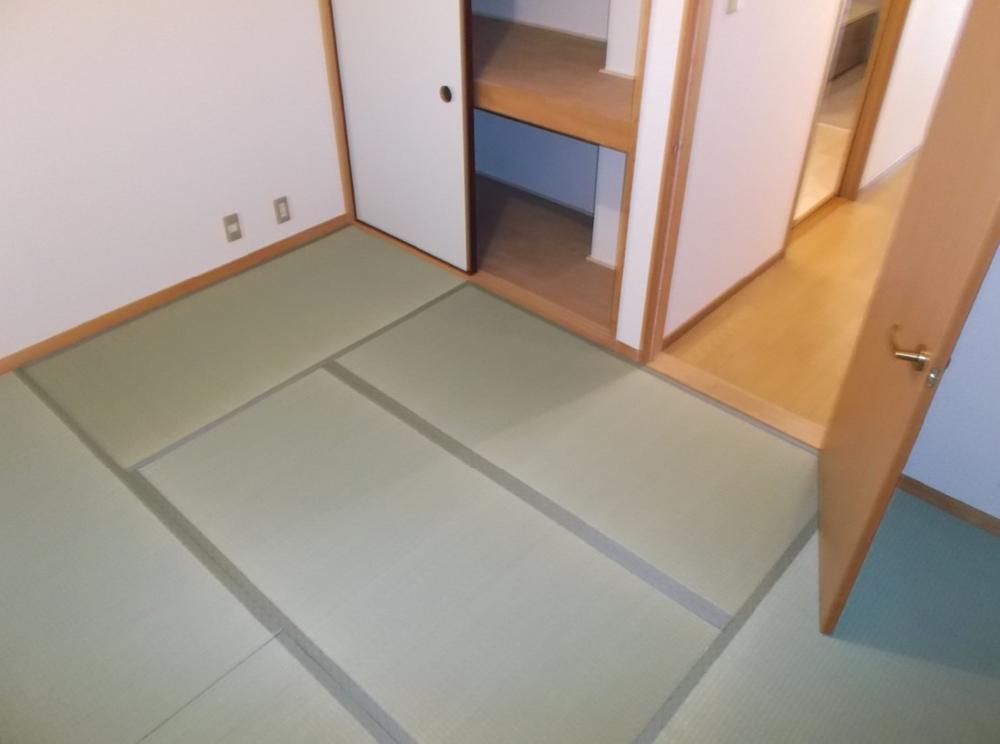 Other introspection. Japanese-style room 6 quires