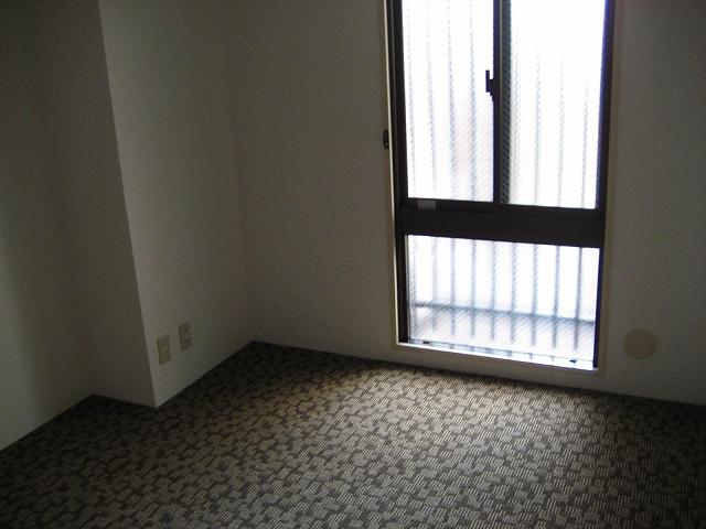 Non-living room. Indoor (September 2013) Shooting