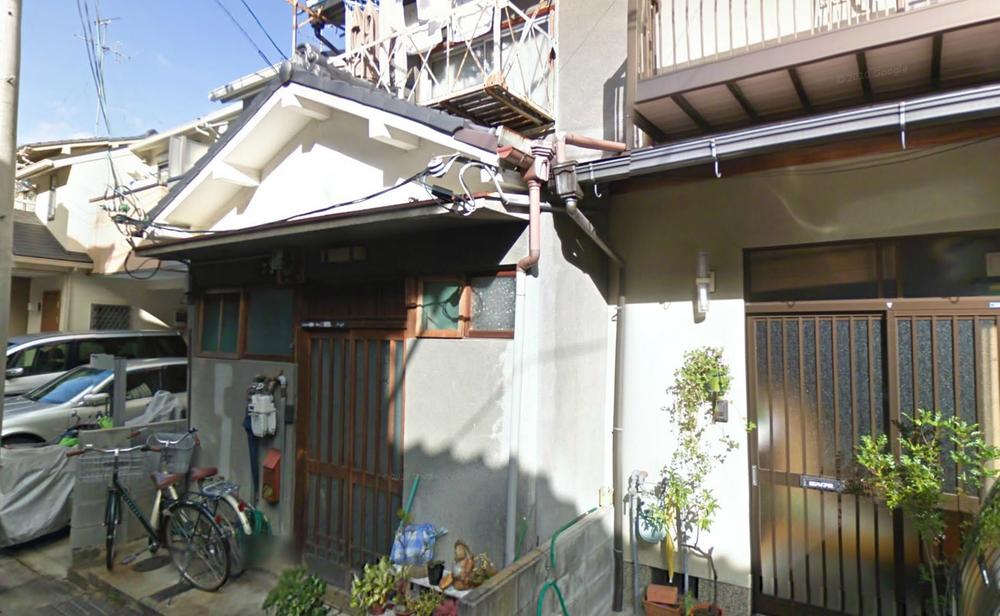 Local appearance photo