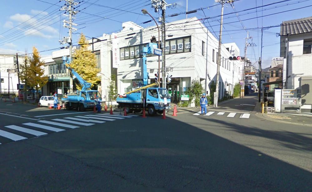 Bank. 1m to Kyoto Bank