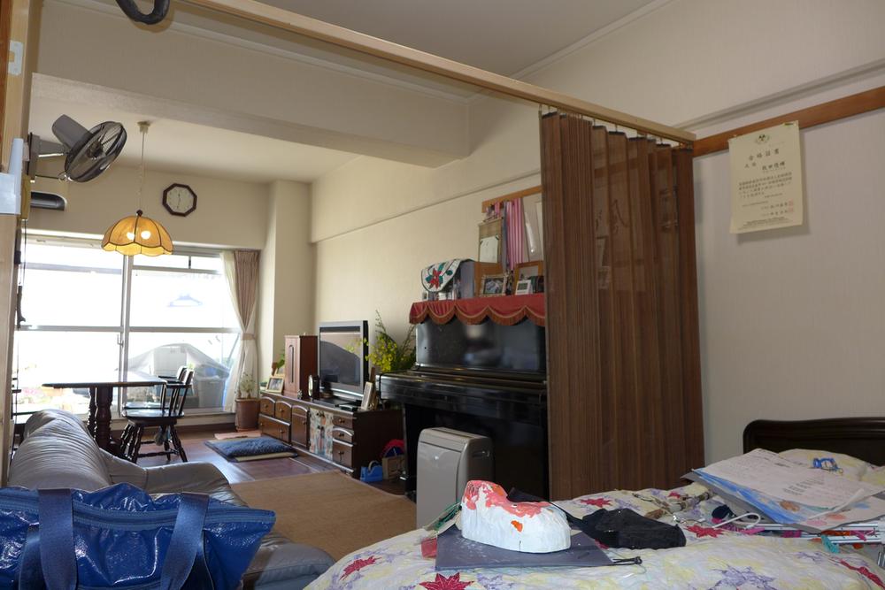 Living. Indoor (12 May 2013) Shooting