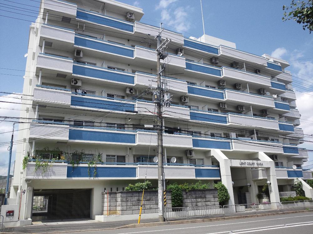 Local appearance photo