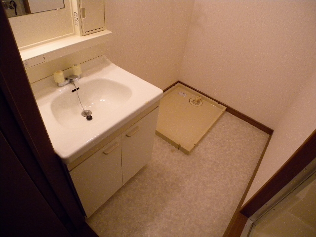 Washroom. Is a dressing room!