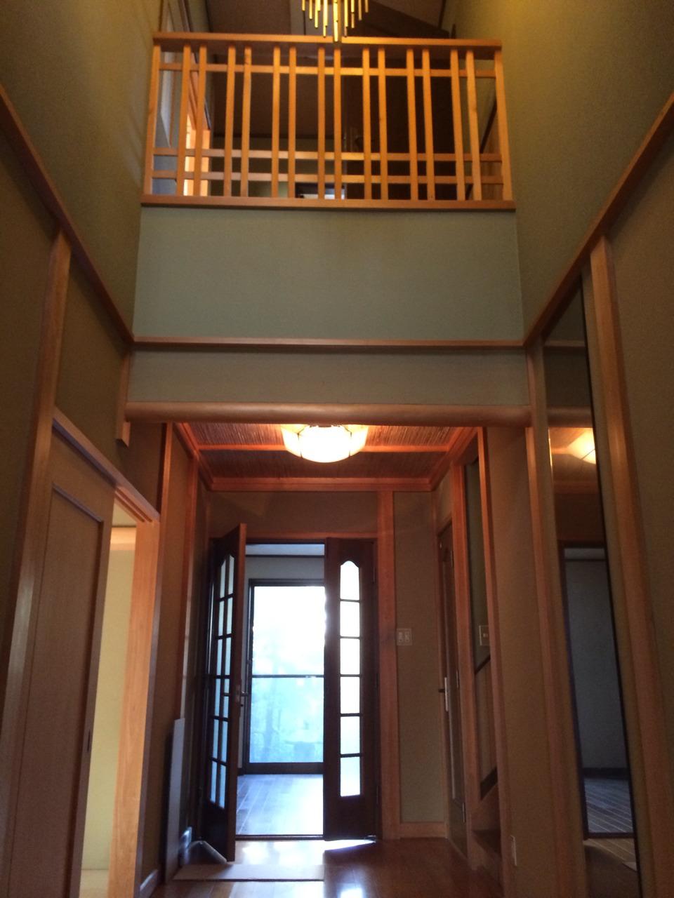 Entrance. Local (12 May 2013) Shooting