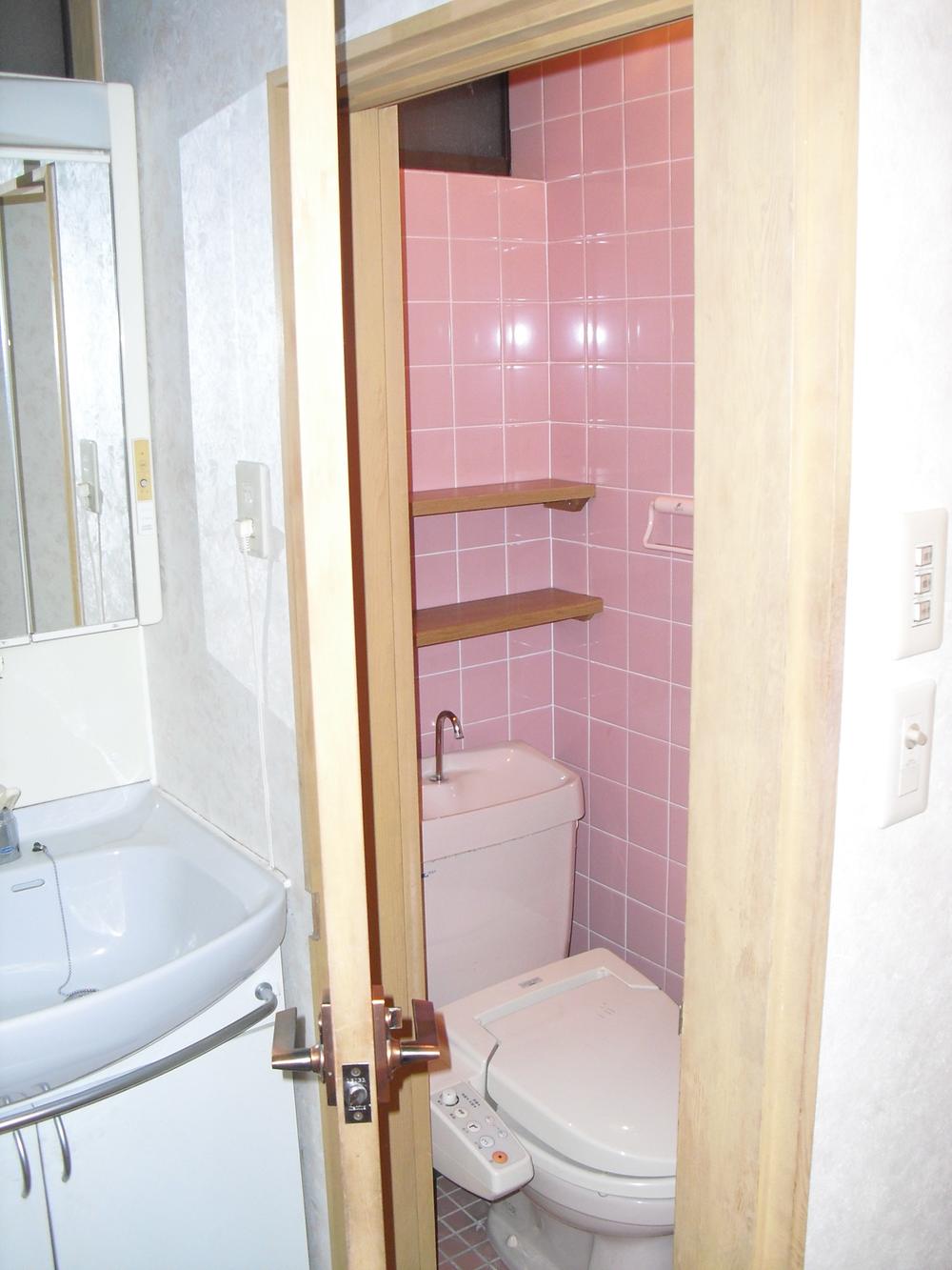 Toilet. Indoor (February 2013) Shooting