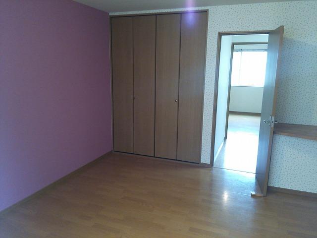 Non-living room. Indoor (February 2013) Shooting