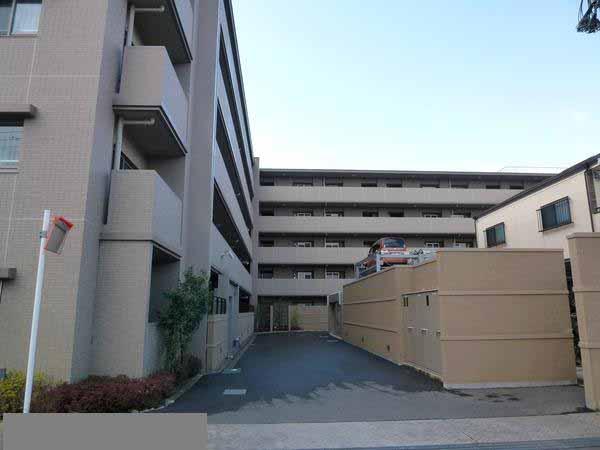 Local appearance photo. Local (August 2013) Shooting