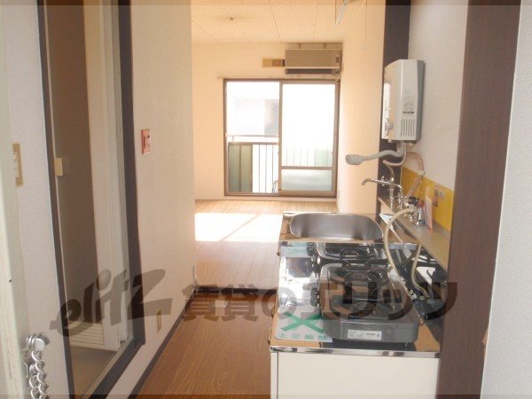 Other room space. Corridor