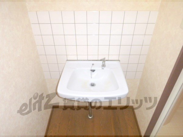 Washroom. Simple washroom