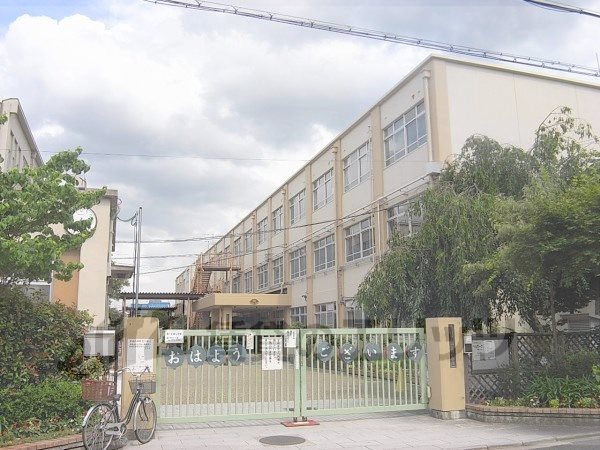 Primary school. Yamanouchi to elementary school (elementary school) 160m