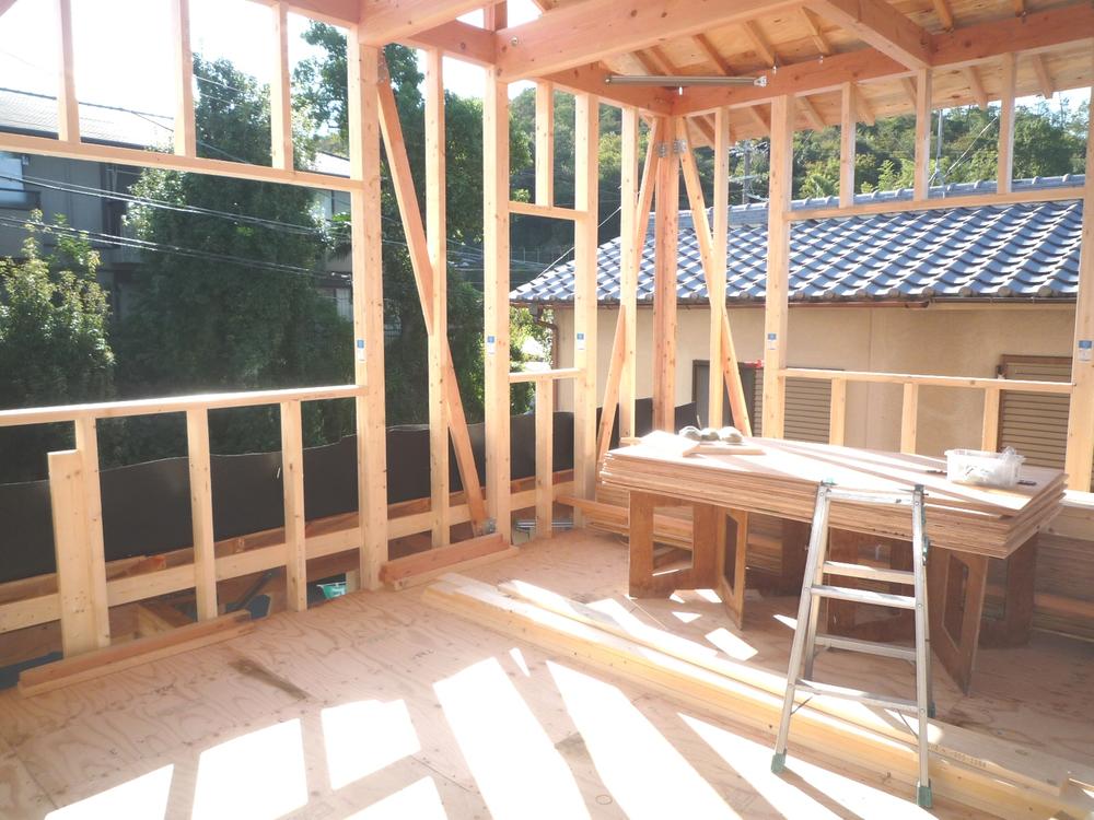 Local appearance photo. Local (10 May 2013) Shooting