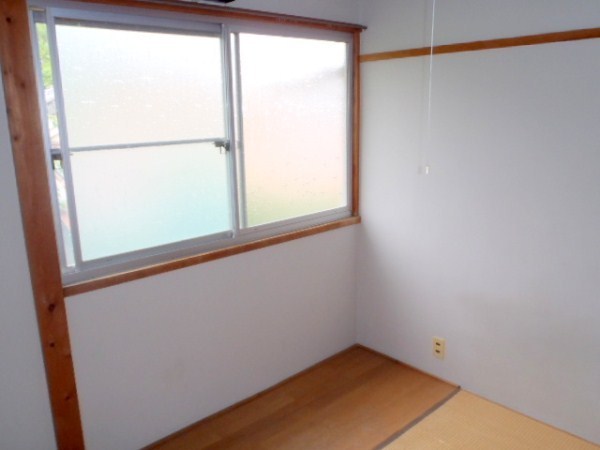 Living and room. There are large windows