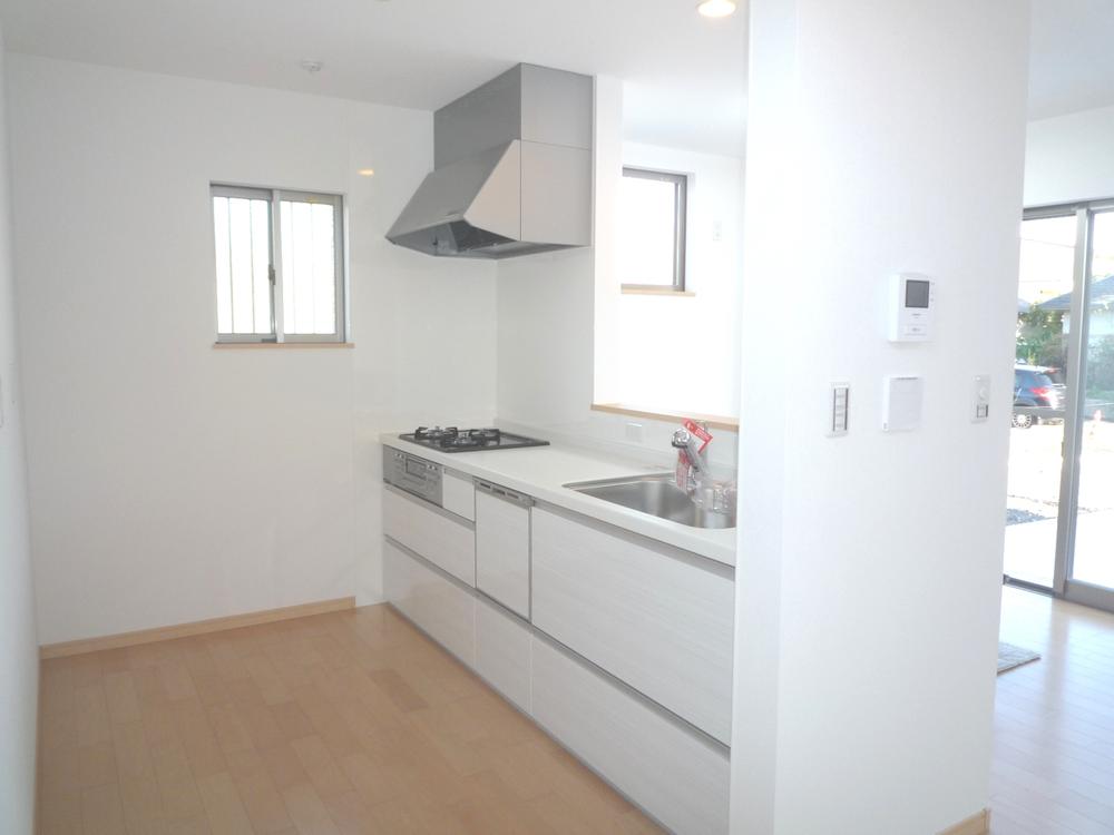 Kitchen. White is the color counter kitchen. It finished very bright.
