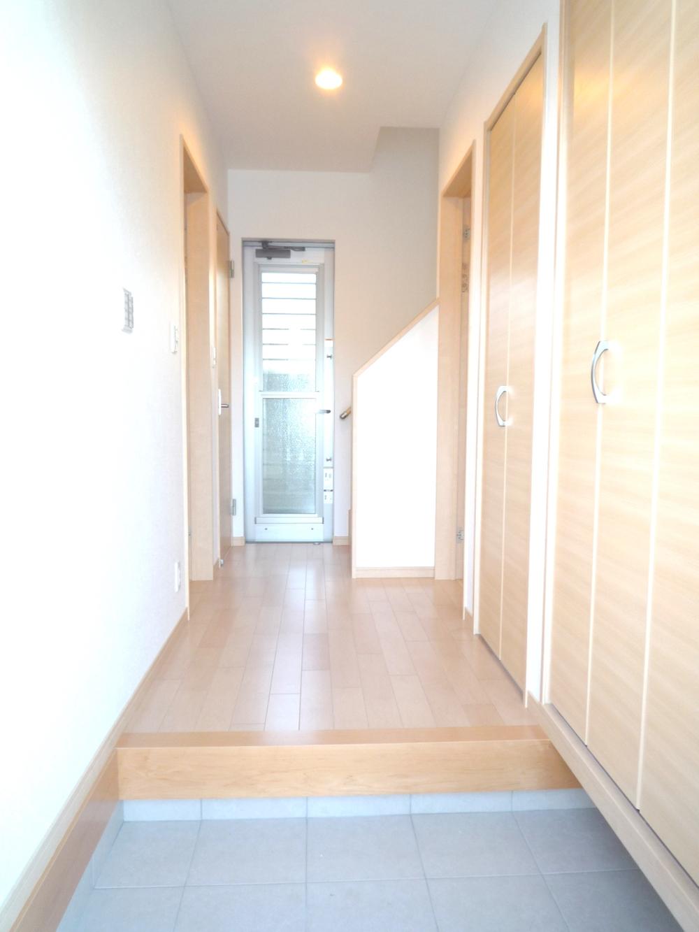 Entrance. Local (10 May 2013) Shooting