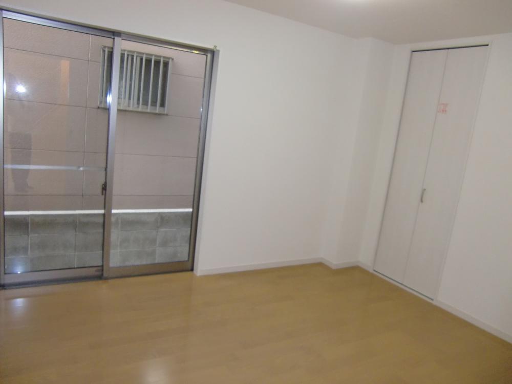 Non-living room. 1F Western-style 7 Pledge