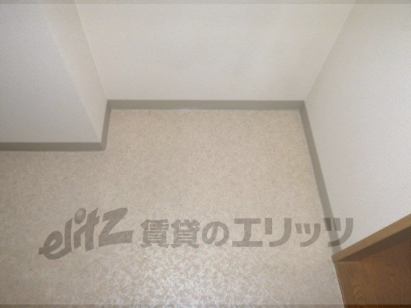 Other room space. Large fridge installation Allowed.