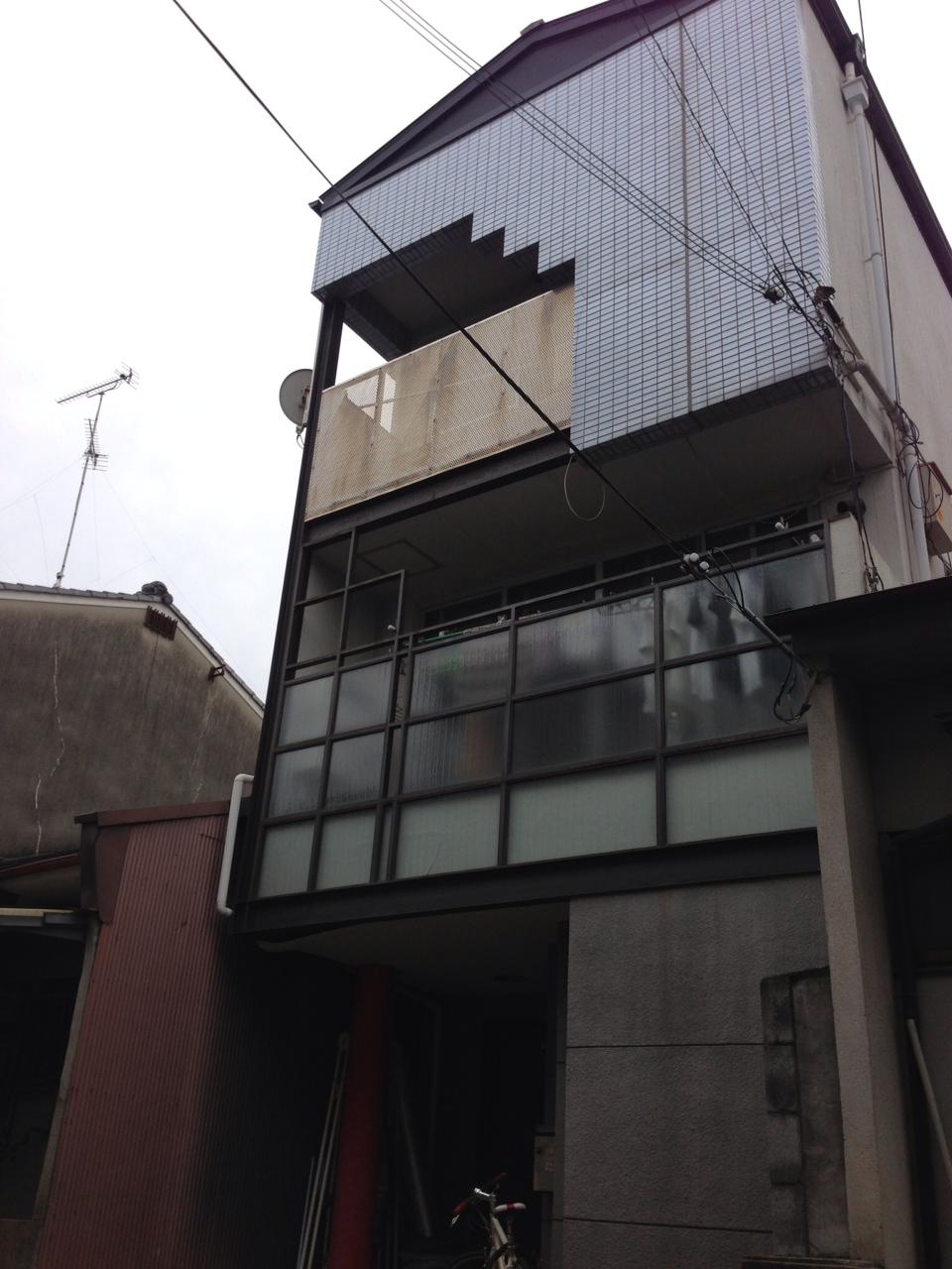 Local appearance photo