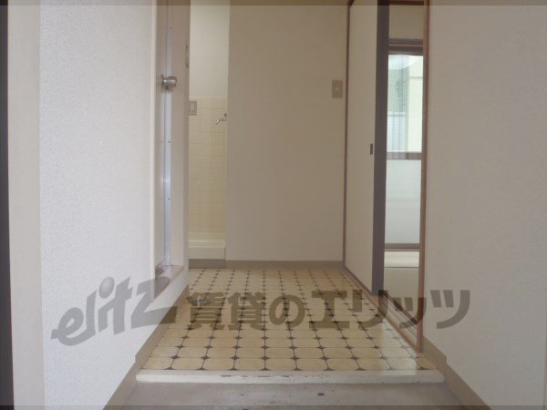 Other room space. Corridor