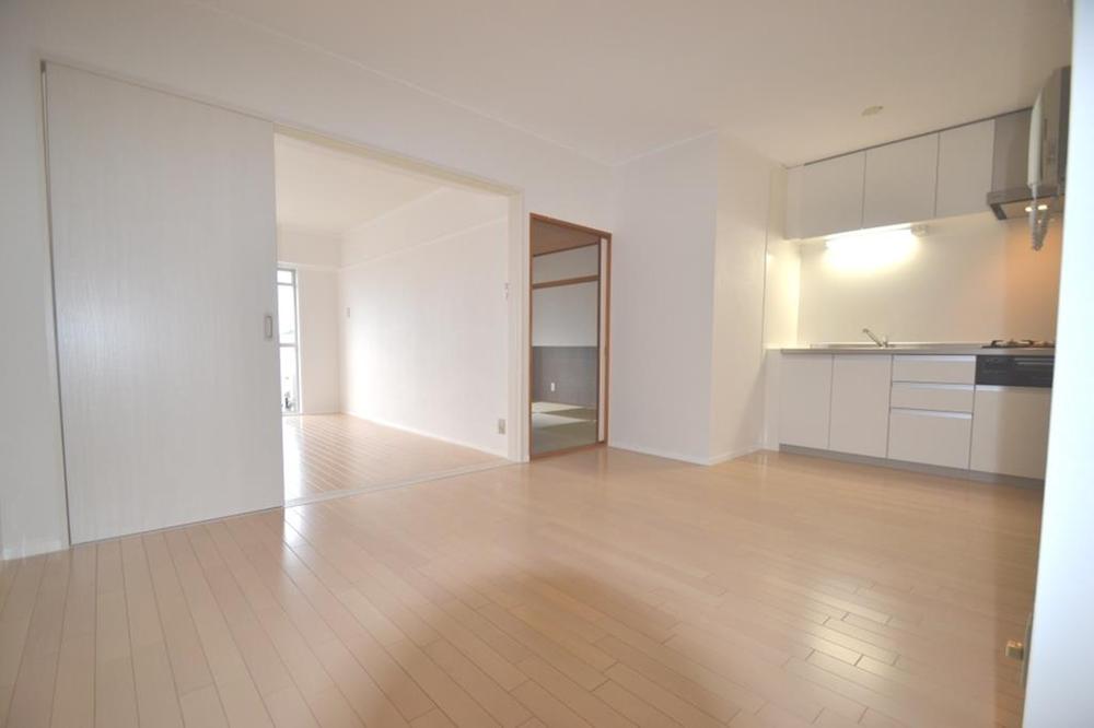 Living. Gather a family living also shiny!