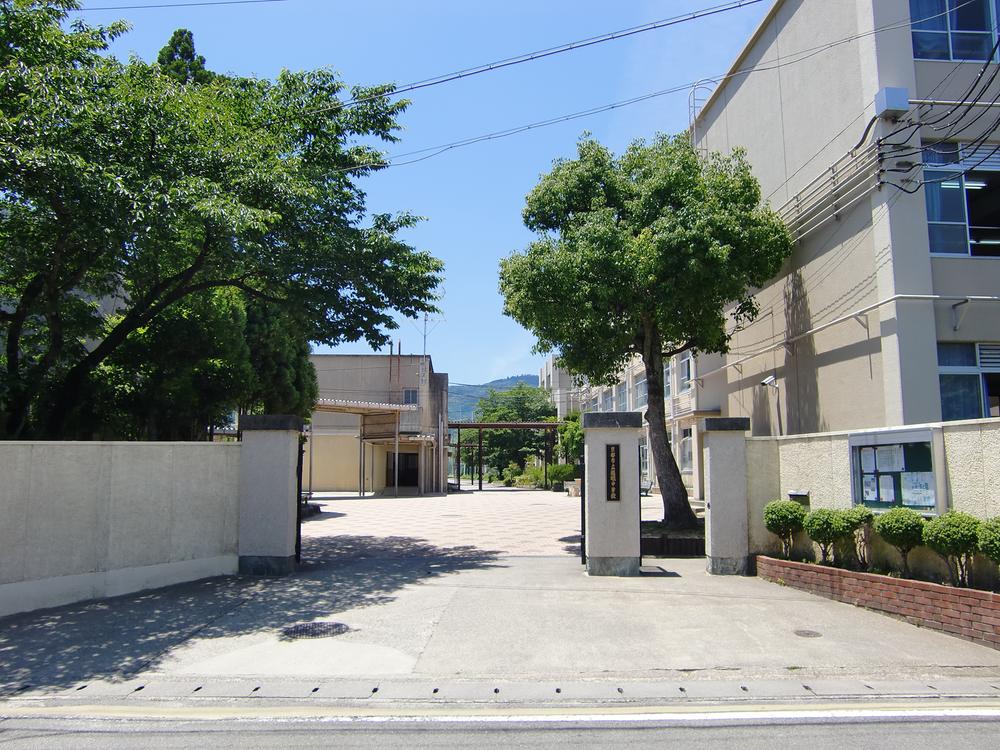 Junior high school. 764m to Kyoto Municipal Saga Junior High School