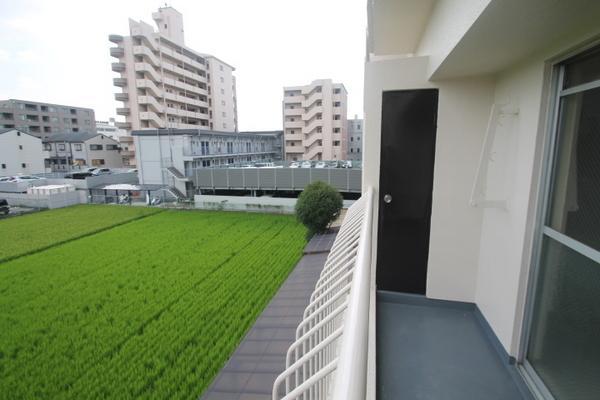 View photos from the dwelling unit