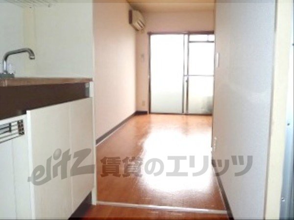 Other room space. Corridor