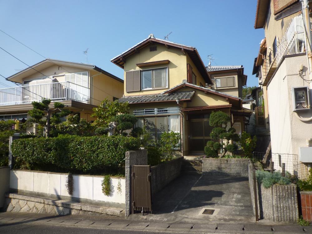 Local appearance photo. Parking single, Harmony with the green is beautiful property.